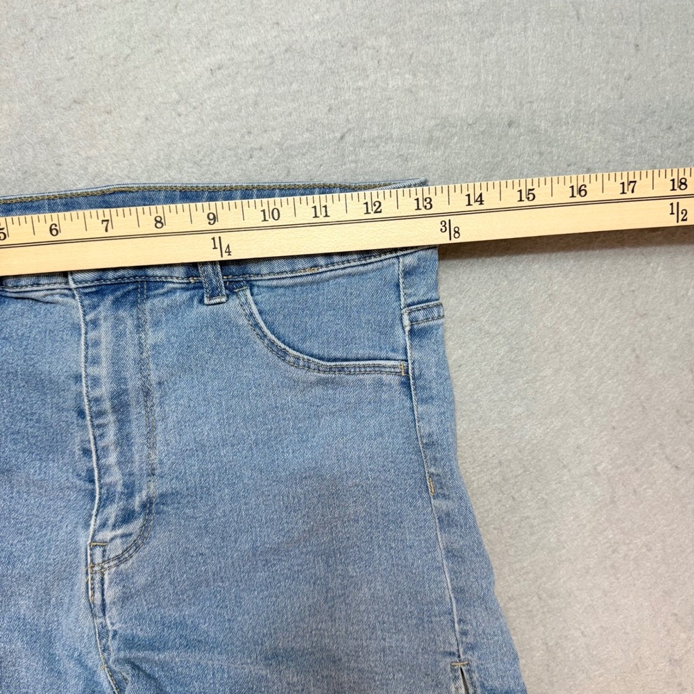 H&M &Denim High Waist Denim Shorts Women's US 4 Light‎ Wash Stretch Casual - Picture 7 of 10